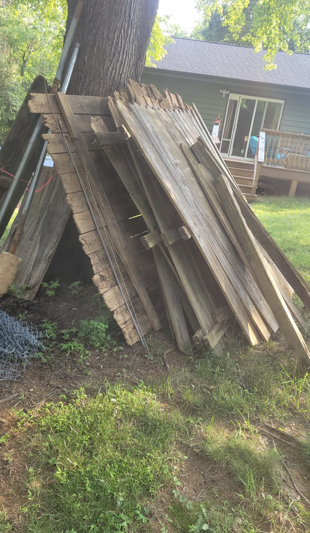 Fence Removal Charlottesville VA — Albemarle Moving